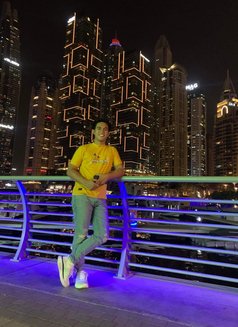 Happy su - Male escort in Riyadh Photo 3 of 4