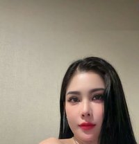 Happy - escort in Cairo