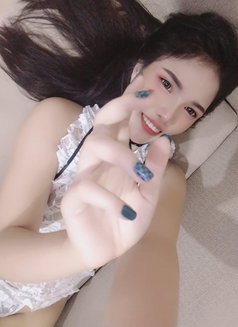 Happy Thailand Lady - masseuse in Ajmān Photo 6 of 9