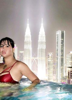 Happy - Transsexual escort in Tirana Photo 2 of 5