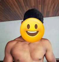 Happy with Romeo - masseur in Colombo