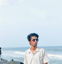 Aju The Simple Male - Male escort in Mumbai