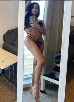 HARD FUCKER BIGGIE Kelsey VVIP - Transsexual escort in Dubai Photo 15 of 29