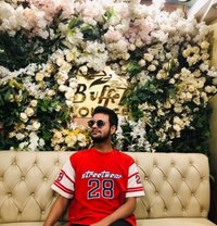Hard Rock - Male escort in Singapore