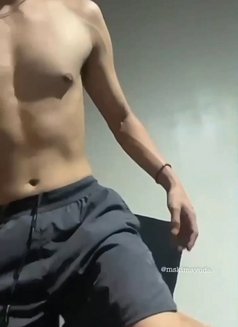 Hard Top Aethan07 - Acompañantes masculino in Abu Dhabi Photo 5 of 5