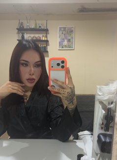 Hard top mistress - Transsexual escort in Abu Dhabi Photo 14 of 16