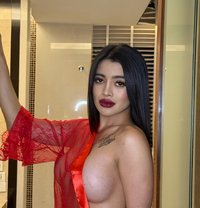 Hard top mistress for gang bang - Acompañantes transexual in Bangkok Photo 30 of 30