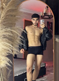 HARD_TOPXL_POPERS - Male escort in İstanbul Photo 5 of 30