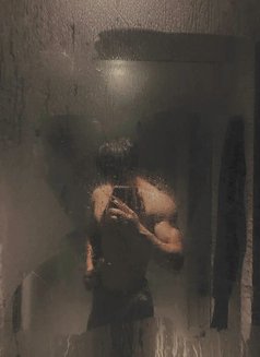 TURKİSH.HARD.MAN.KEREM.XXL - Male companion in İstanbul Photo 2 of 7