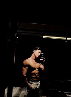 TURKİSH.HARD.MAN.KEREM.XXL - Male companion in İstanbul Photo 4 of 7