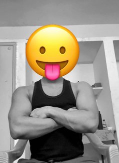 Hard Young Bull Meet Ladies Fun - Acompañantes masculino in New Delhi Photo 3 of 3