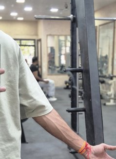 Nick - Male escort in Ahmedabad Photo 5 of 5