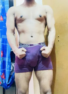 Fucking Massage Services Lady’s - Acompañantes masculino in New Delhi Photo 2 of 5
