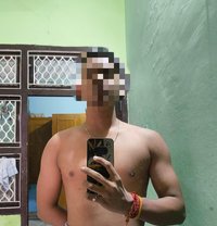 Hardcore gamer - Intérprete masculino de adultos in New Delhi