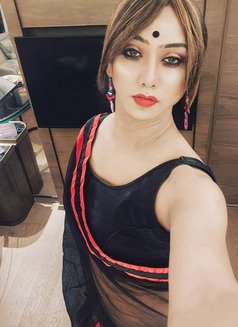 Hardcore Sunayna - Transsexual escort in Kolkata Photo 5 of 6
