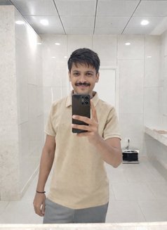 Hardik... Best Friend - Male escort in Bangalore Photo 1 of 2