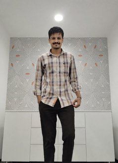 Hardik... Best Friend - Male escort in Bangalore Photo 2 of 2