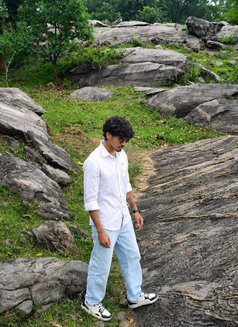 Hardik - Acompañantes masculino in Kolkata Photo 2 of 4