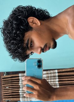 Hardik - Acompañantes masculino in Kolkata Photo 4 of 4