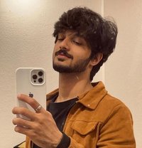 Hardik - Acompañantes masculino in New Delhi