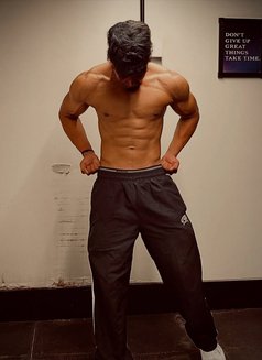 Hardik Shinde - Acompañantes masculino in Pune Photo 7 of 7