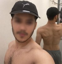 Hardik (Straight) - Male escort in Paris