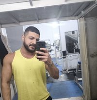 Hardman Top - Male escort in Beirut