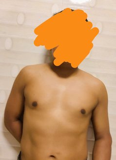 Hardworker Mnc Guy - Male companion in Mumbai Photo 5 of 6