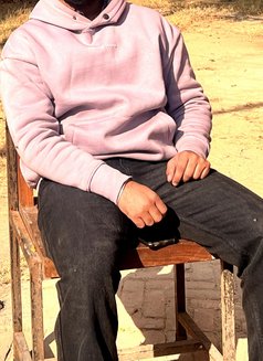 Hardy Boy - Male escort in Chandigarh Photo 2 of 2