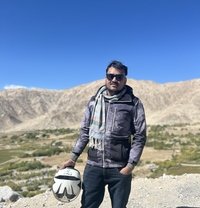 Hardy Daddy - Male escort in New Delhi