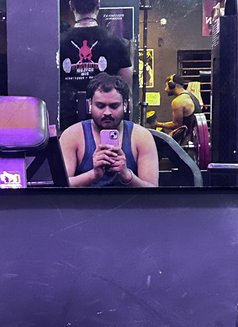 Hardy Daddy - Acompañantes masculino in Kolkata Photo 2 of 4
