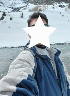 Hardy Desire - Male escort in Jaipur Photo 2 of 2