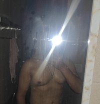 Dicky - Acompañantes masculino in New Delhi