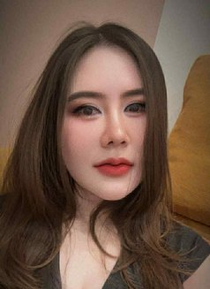 Hareen - escort in Riyadh Photo 2 of 9