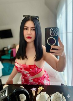 Hareen - escort in Riyadh Photo 6 of 9