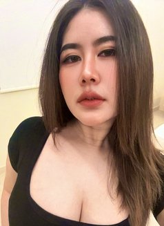 Hareen - escort in Riyadh Photo 8 of 8