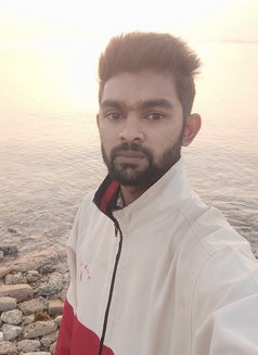 Hares Khan - Male escort in Dammam Photo 1 of 6