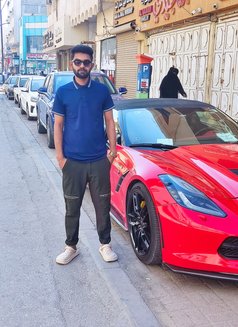Hares Khan - Male escort in Dammam Photo 3 of 6
