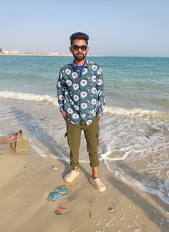 Hares Khan - Male escort in Dammam Photo 6 of 6