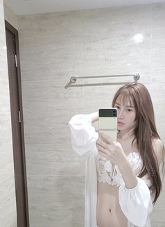 Hari - puta in Bangkok Photo 1 of 5