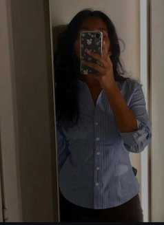 Harini 24🫦your Slave - puta in Bangalore Photo 6 of 7