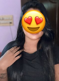 Harini cam show @ RM Tamil Girl Chennai - escort in Chennai Photo 8 of 8