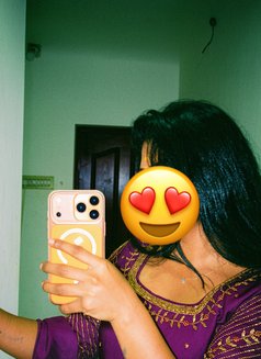 Harini cam show @ RM Tamil Girl Chennai - puta in Chennai Photo 10 of 10