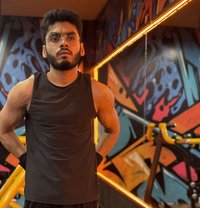 Haris - Male escort in Lahore