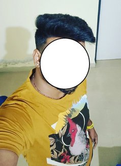 Harish - Male escort in Bangalore Photo 2 of 3