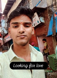 Harish Nadar - Male escort in Mumbai Photo 1 of 6