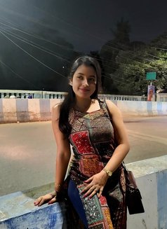 Harleen - escort in Chandigarh Photo 4 of 4