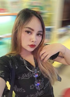 Harley Keith Naughty - puta in Manila Photo 3 of 12