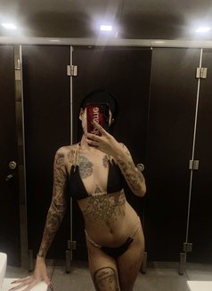 Harmony Sy - companion in Manila Photo 7 of 7