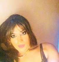 Harnaaz - Acompañantes transexual in New Delhi